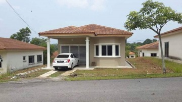 Rumah semi single banglo 3 bilik tidur 2 bilik air